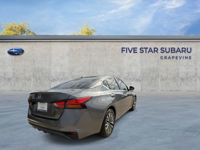 Used 2024 Nissan Altima 2.5 SV image 8