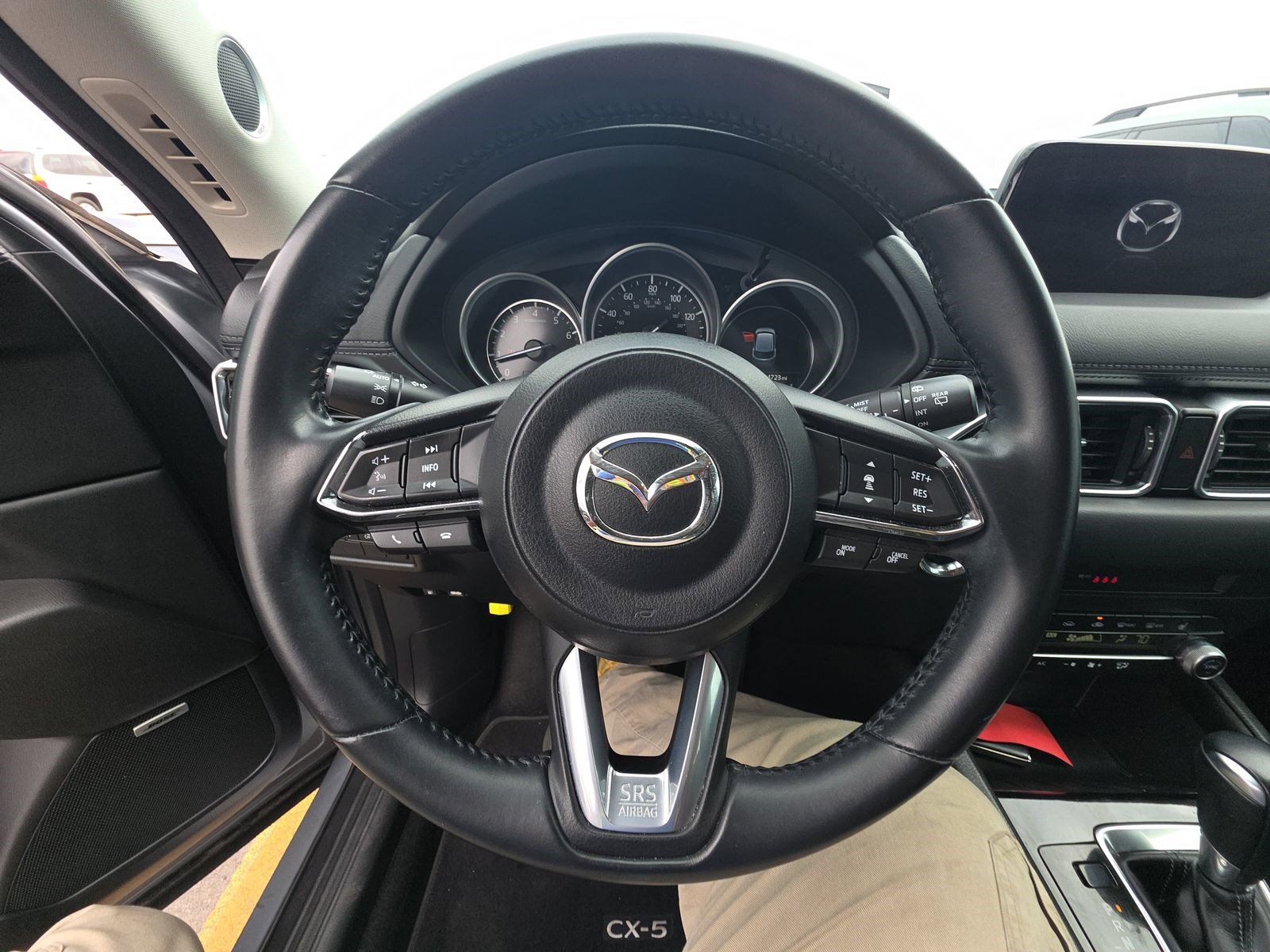 Used 2020 MAZDA CX-5 Touring image 11