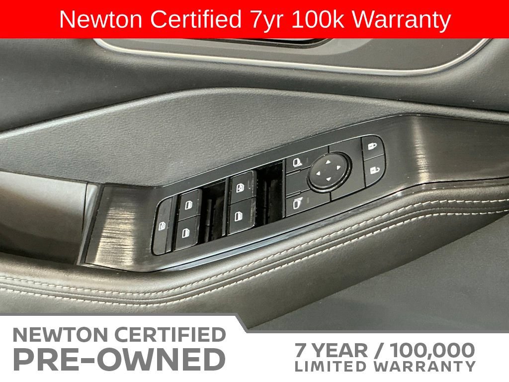 Used 2021 Nissan Rogue SV w/ Premium Package FWD image 34