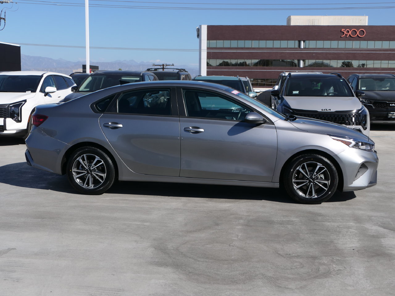 Certified 2024 Kia Forte LXS w/ LXS Technology Package FWD image 2