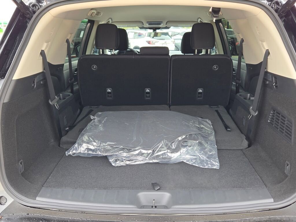 New 2026 Nissan Pathfinder SV AWD/4WD image 13