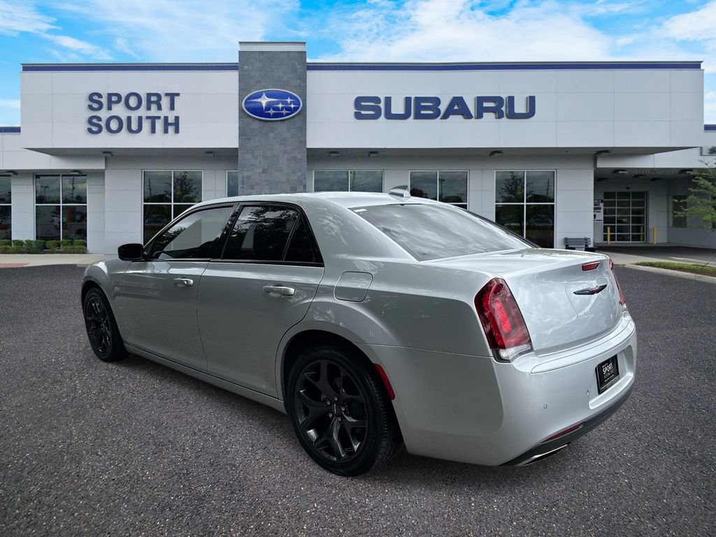 Used 2023 Chrysler 300 S RWD image 6