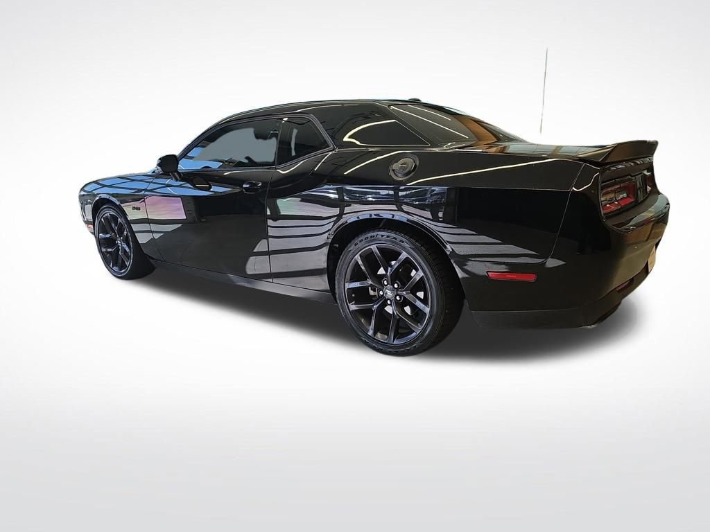 Used 2023 Dodge Challenger R/T w/ Blacktop Package image 4