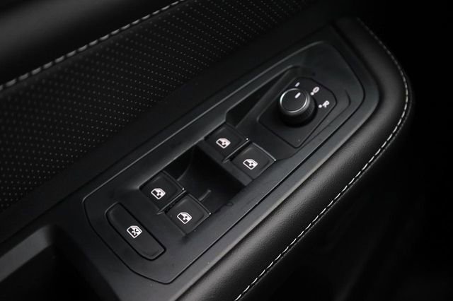 New 2026 Volkswagen Atlas Cross Sport SE image 19