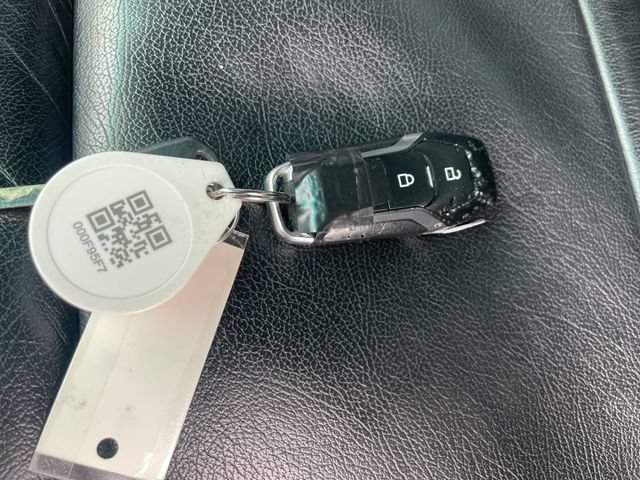 Used 2017 Ford Explorer XLT AWD/4WD image 30