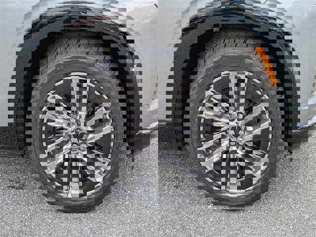 New 2026 Cadillac Vistiq Sport w/ LPO, Floor Liner Package image 11