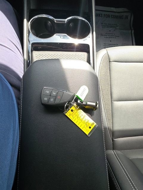 Used 2024 Chevrolet Blazer EV LT image 25