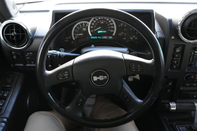 Used 2005 HUMMER H2 w/ Preferred Equipment Group AWD/4WD image 27