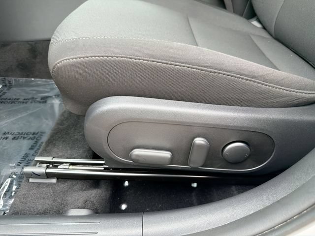 Used 2025 Hyundai Kona SEL AWD/4WD image 16