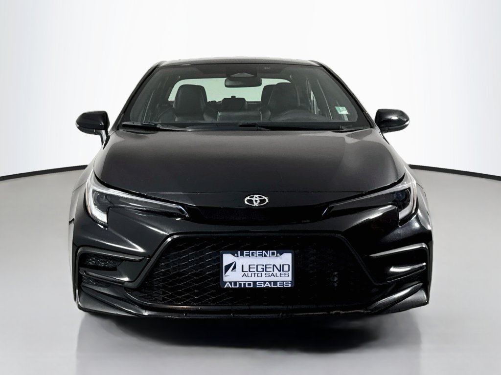 Used 2024 Toyota Corolla XSE FWD image 3