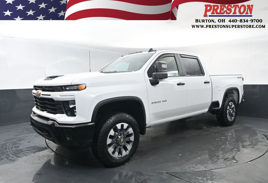 Used 2025 Chevrolet Silverado 2500 Custom w/ Custom Value Package image 1