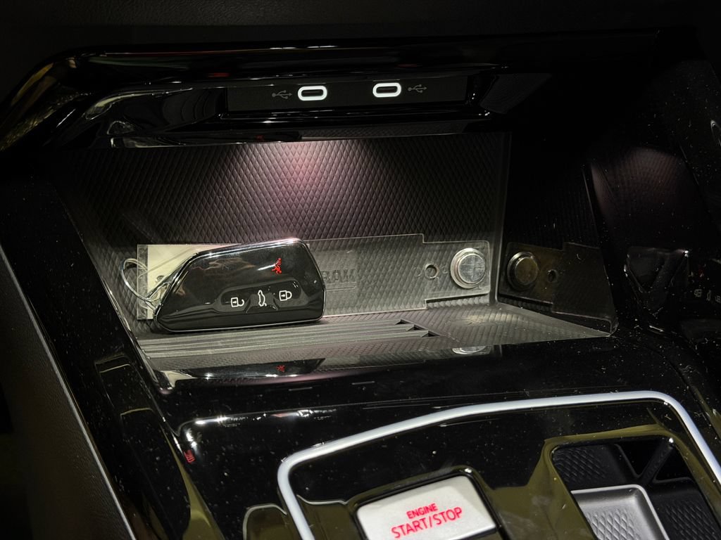 New 2026 Volkswagen GTI SE FWD image 21