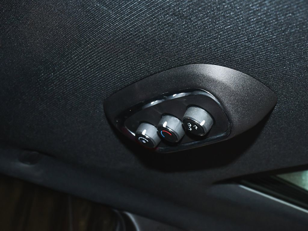 Used 2016 Dodge Durango R/T w/ Technology Group image 54