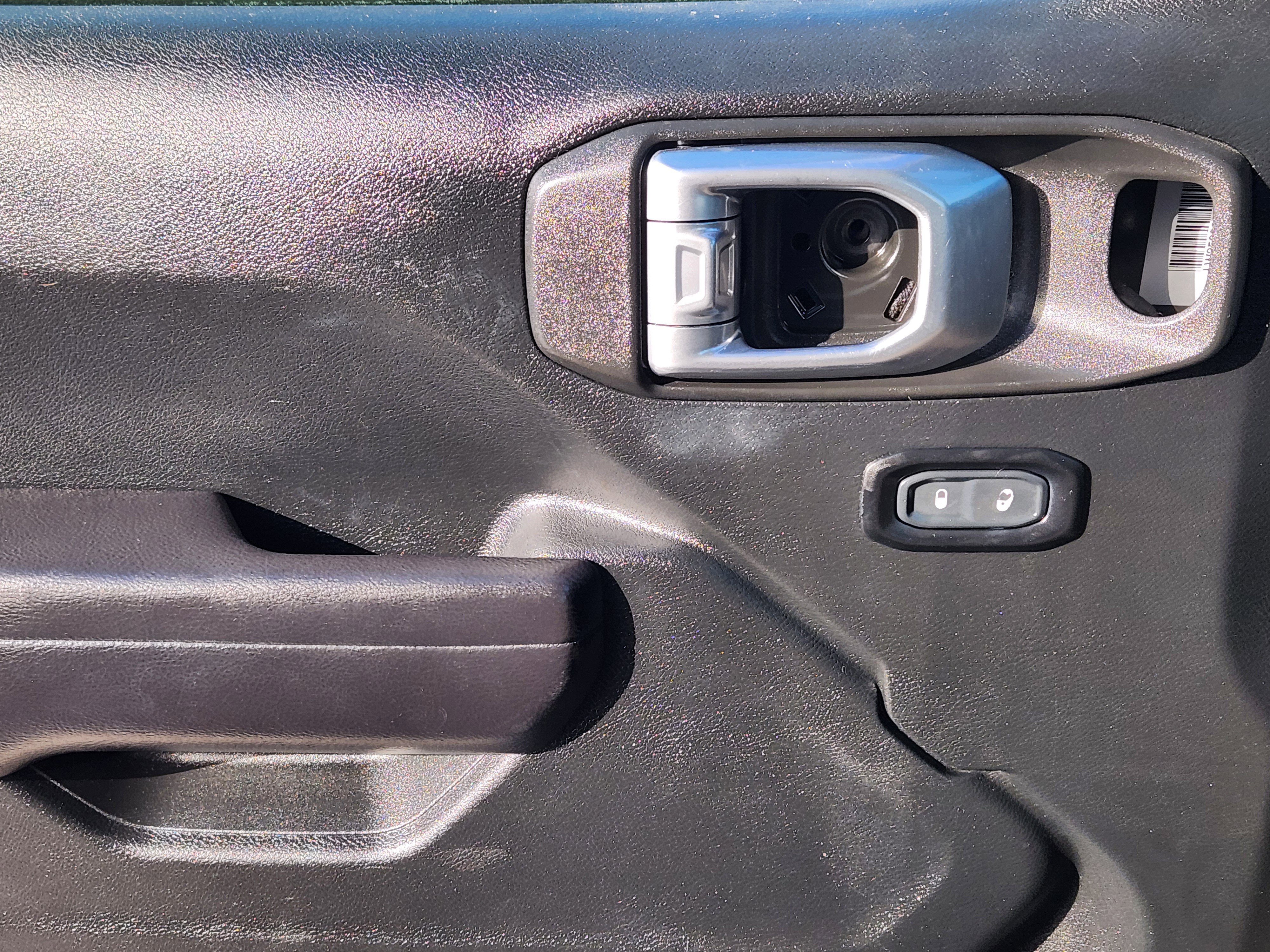 Used 2020 Jeep Wrangler Unlimited Sport image 23