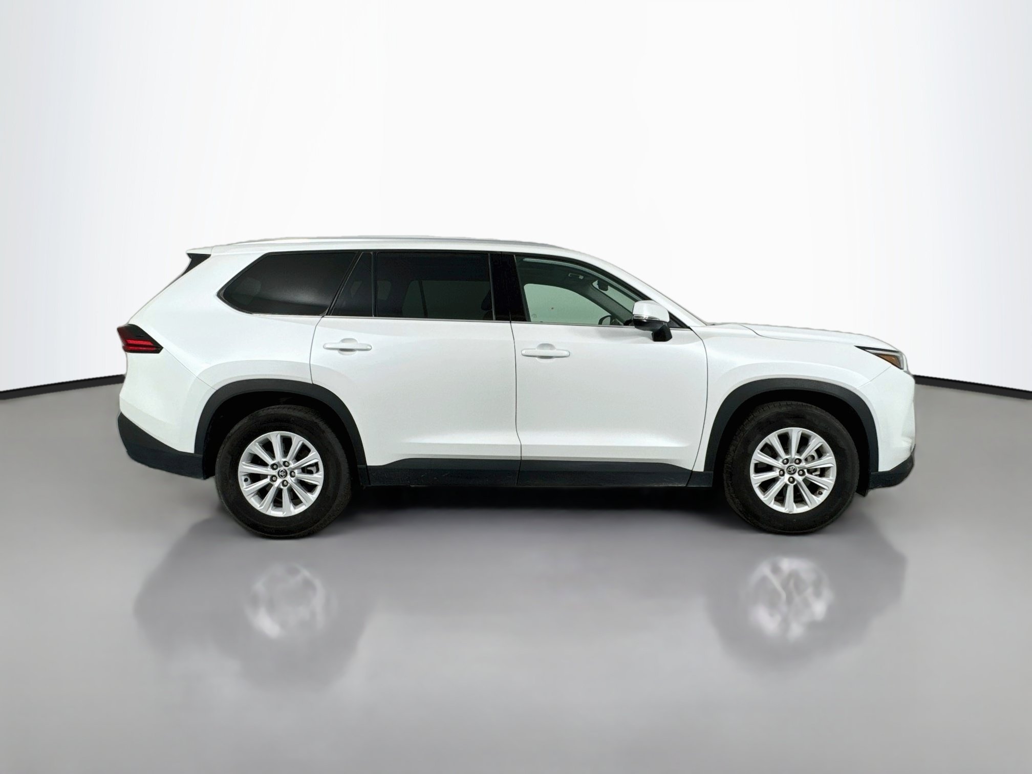 Certified 2025 Toyota Grand Highlander AWD image 8