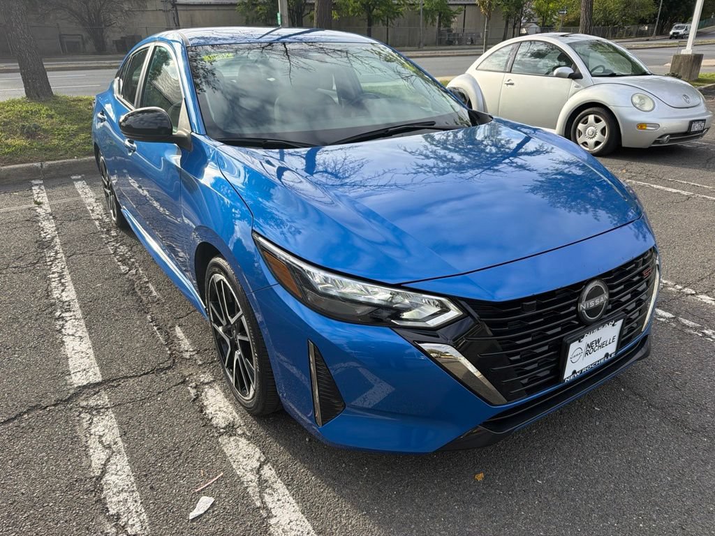 Used 2024 Nissan Sentra SR FWD image 3