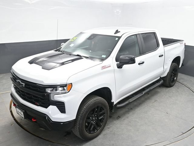 Used 2025 Chevrolet Silverado 1500 LT Trail Boss w/ Protection Package AWD/4WD image 29