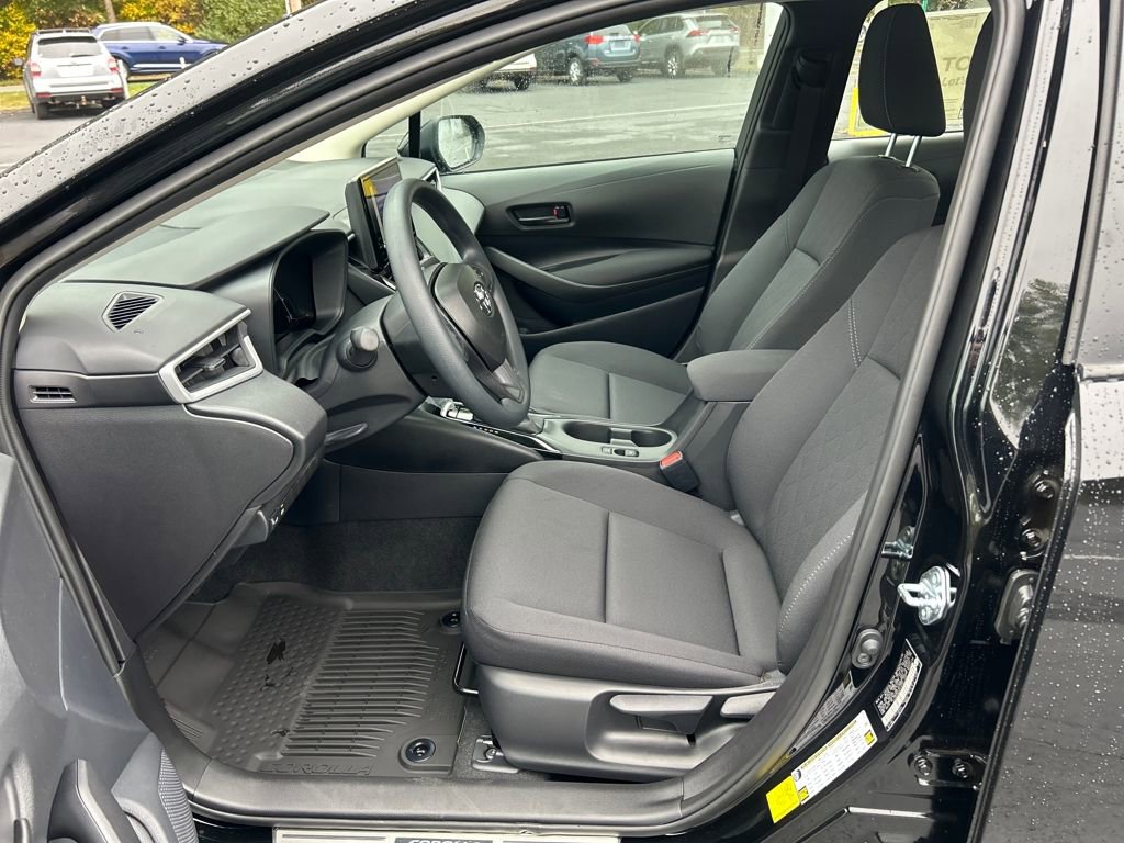 New 2026 Toyota Corolla LE image 9