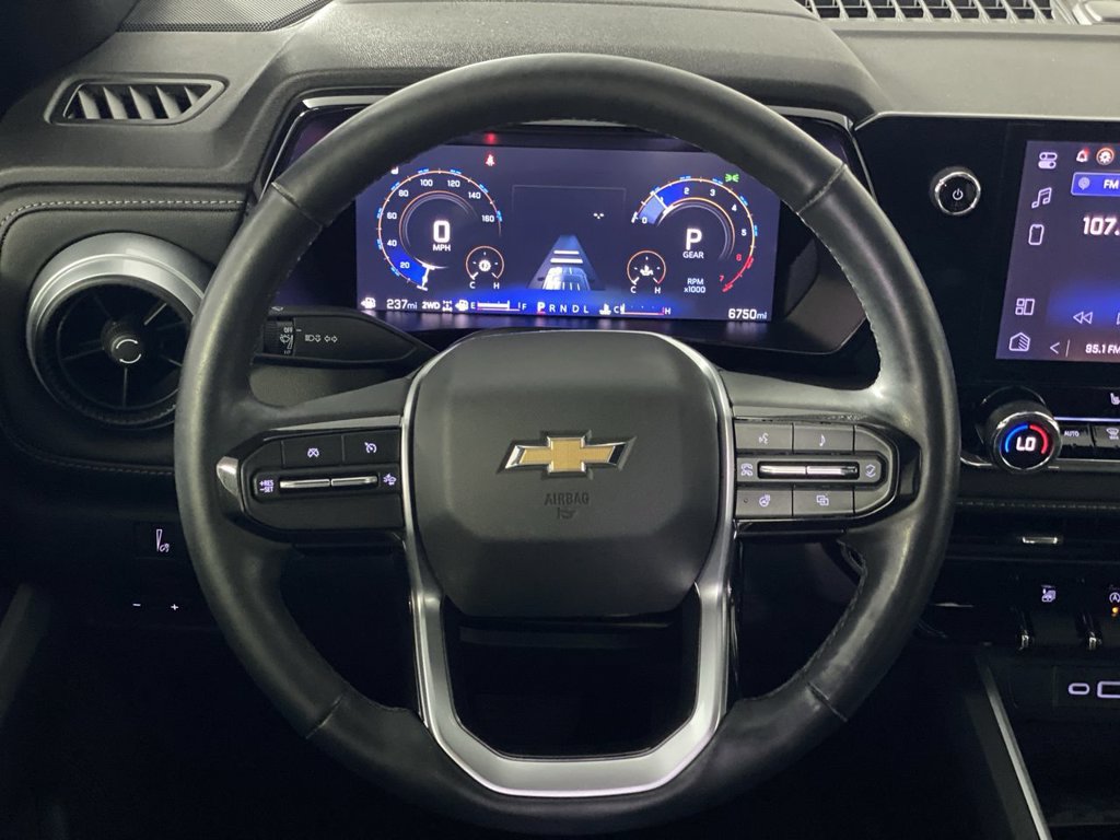 Used 2024 Chevrolet Colorado LT w/ LT Convenience Package III AWD/4WD image 16