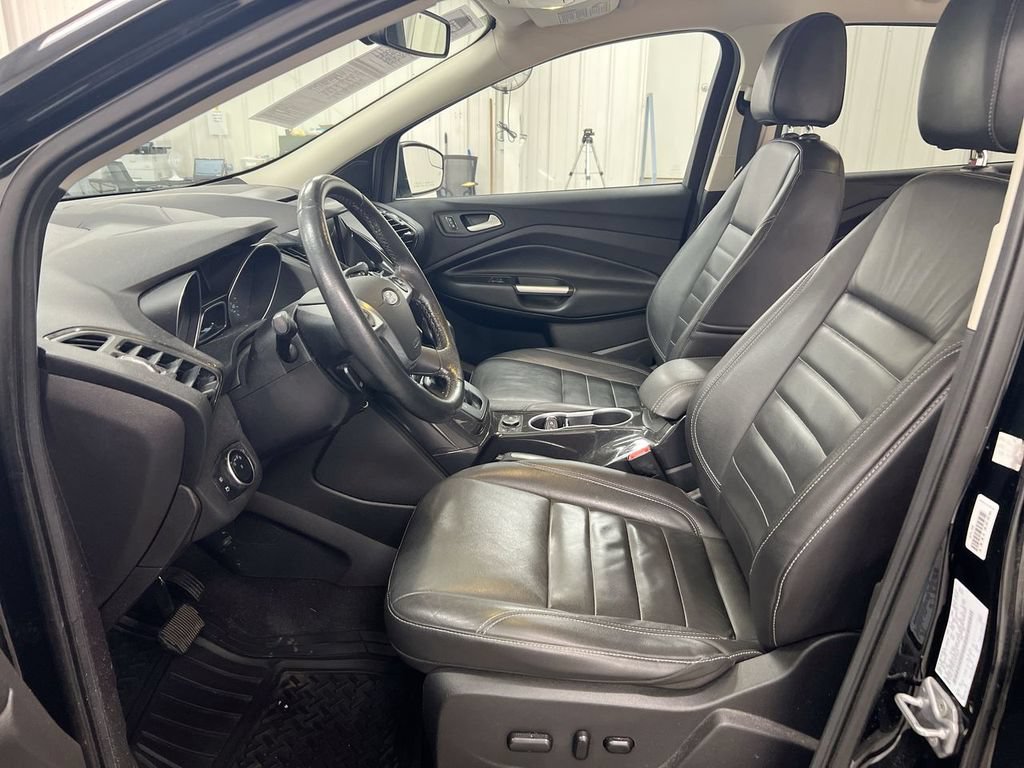 Used 2016 Ford Escape Titanium FWD image 19
