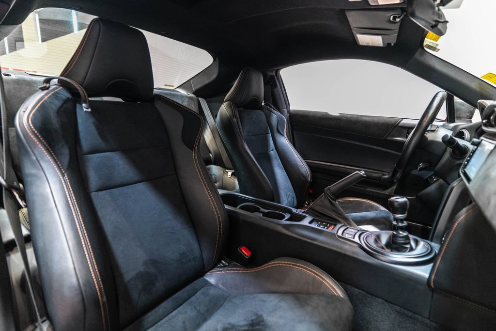 Used 2017 Toyota 86 860 Special Edition RWD image 15