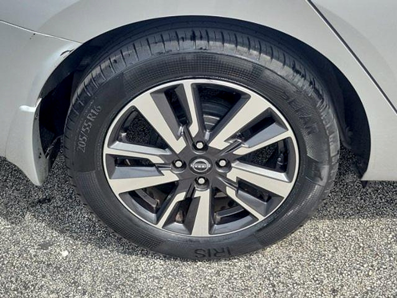 Used 2024 Nissan Versa S w/ S Plus Package FWD image 8