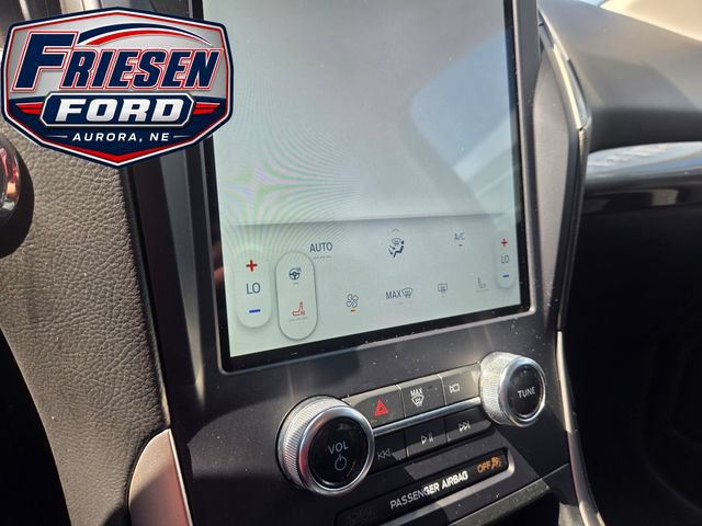 Used 2024 Ford Edge SEL w/ Convenience Package AWD/4WD image 22