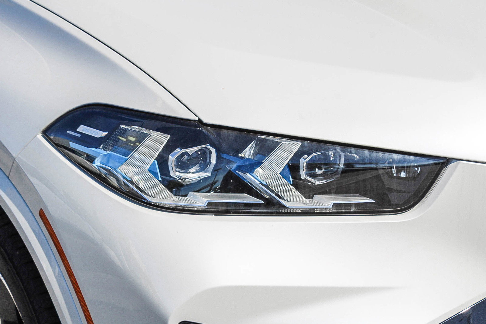 New 2026 BMW X5 M60i AWD/4WD image 8