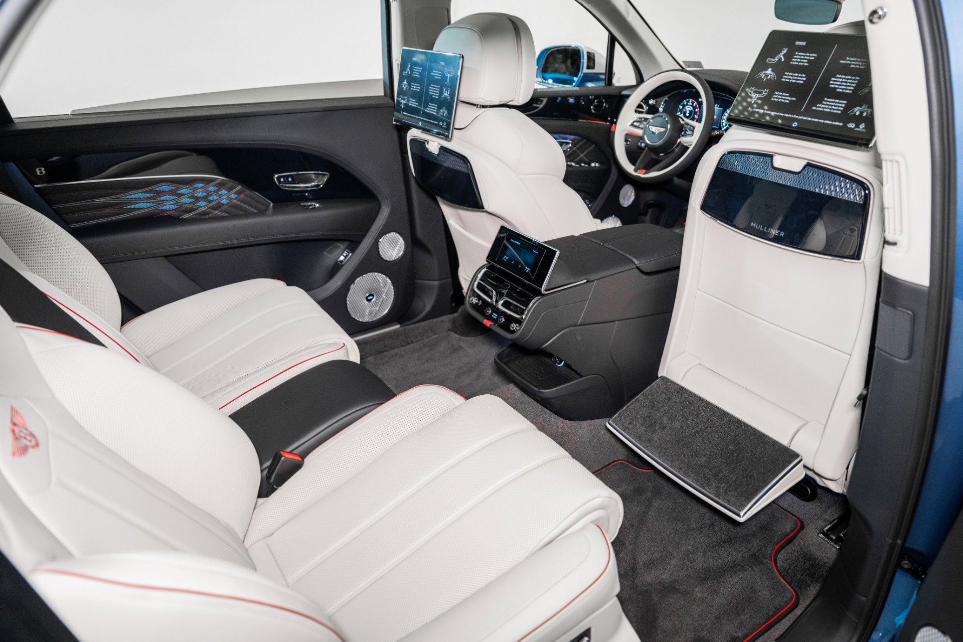 New 2025 Bentley Bentayga Extended Wheelbase image 33