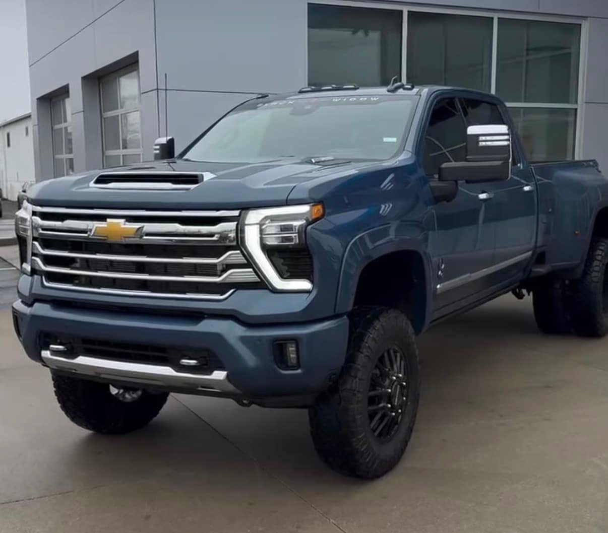 New 2026 Chevrolet Silverado 3500 High Country w/ High Country Premium Package image 1