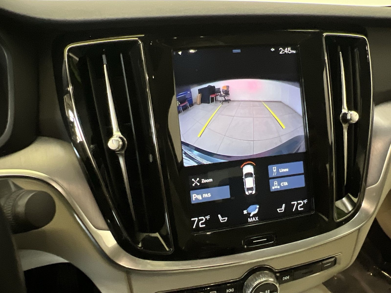 Used 2020 Volvo S60 T5 Momentum FWD image 18