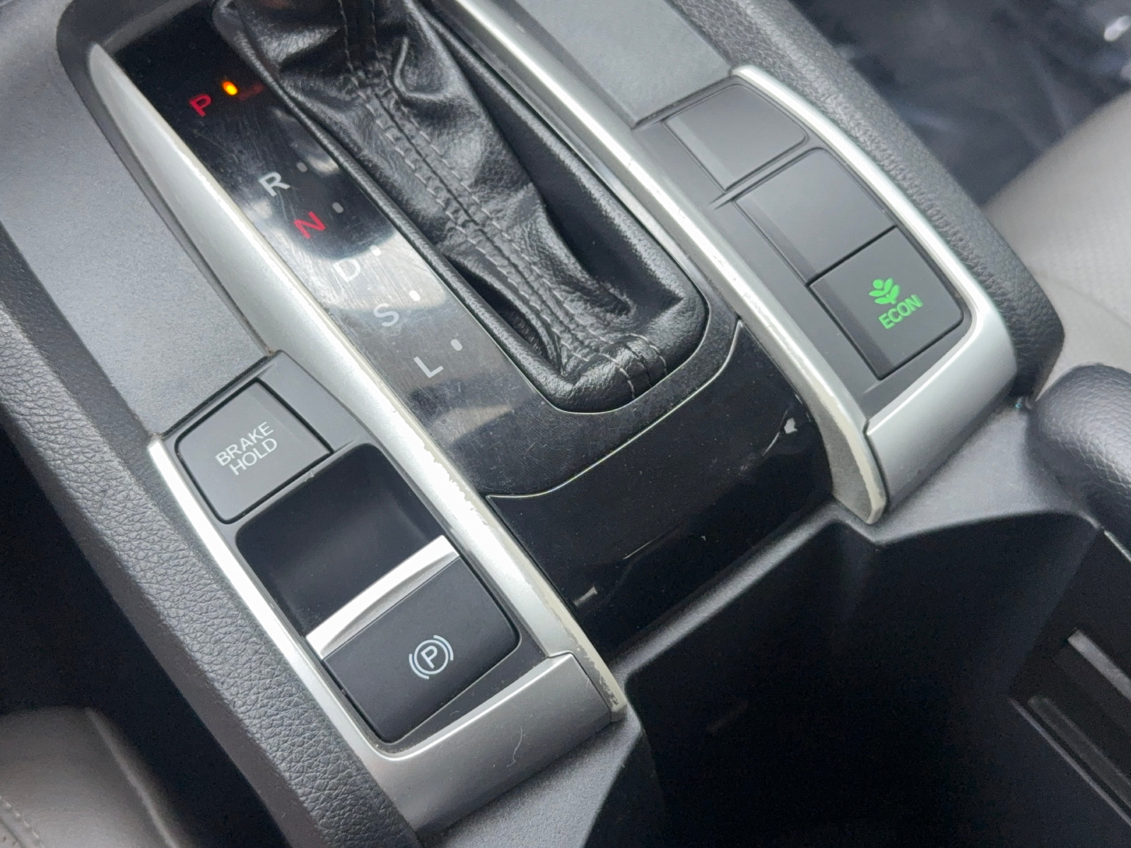 Used 2016 Honda Civic EX-L image 31