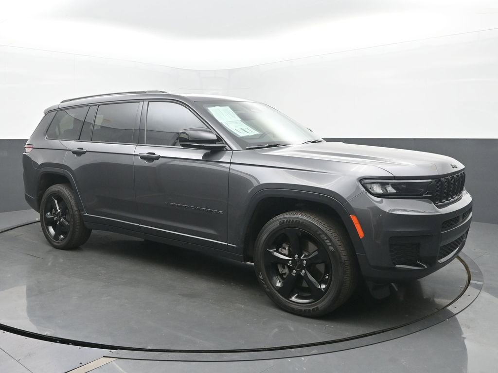 Used 2023 Jeep Grand Cherokee L Laredo AWD/4WD image 7