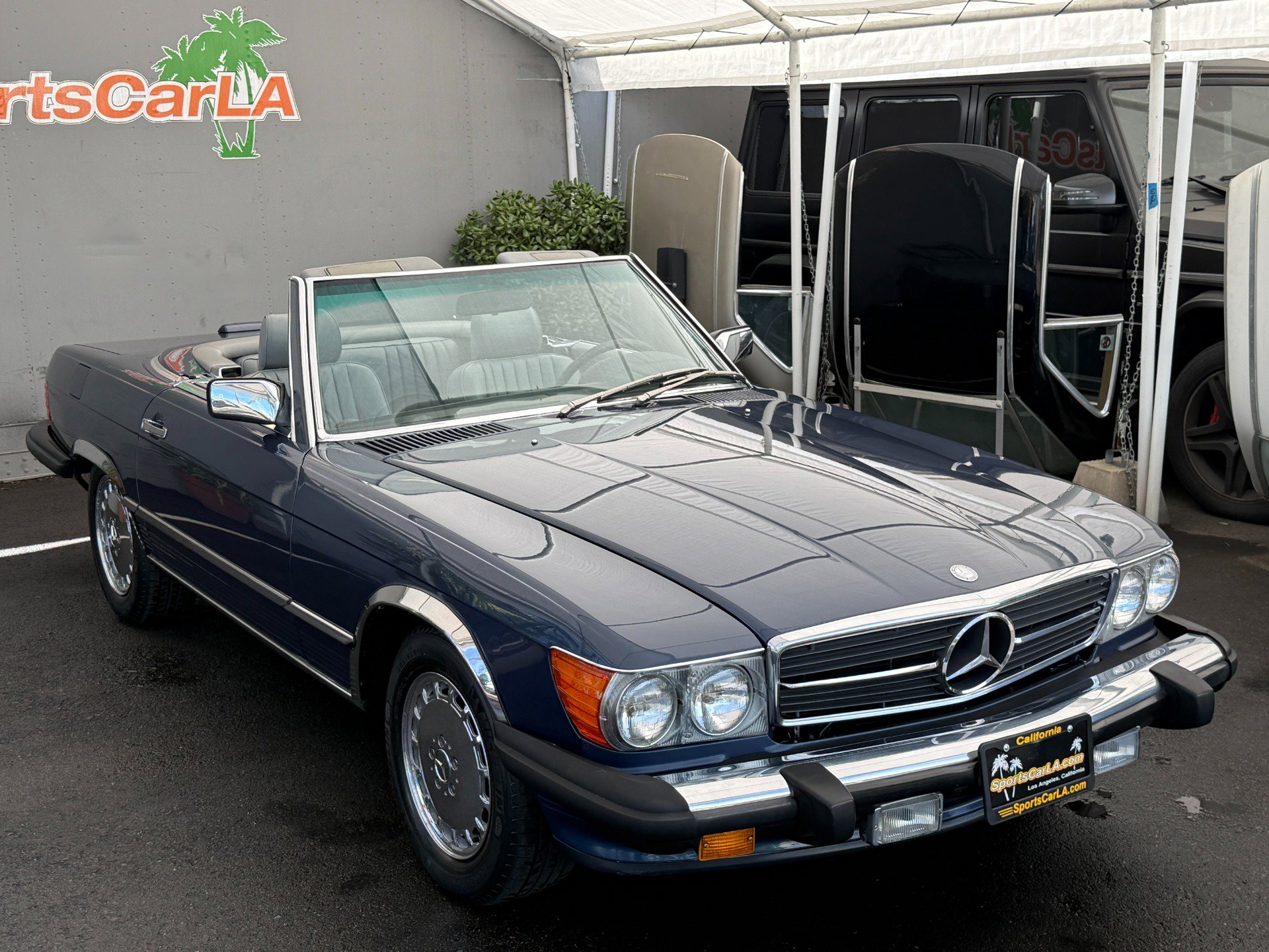 Used 1988 Mercedes-Benz 560 SL image 6