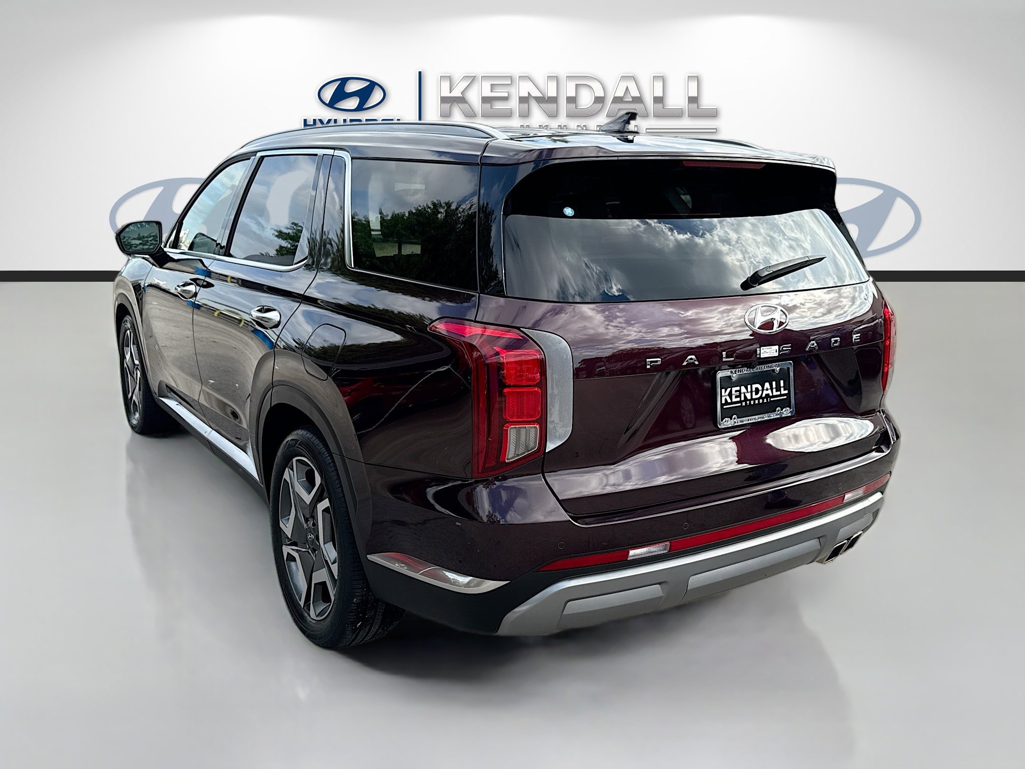 Used 2024 Hyundai Palisade Limited image 4