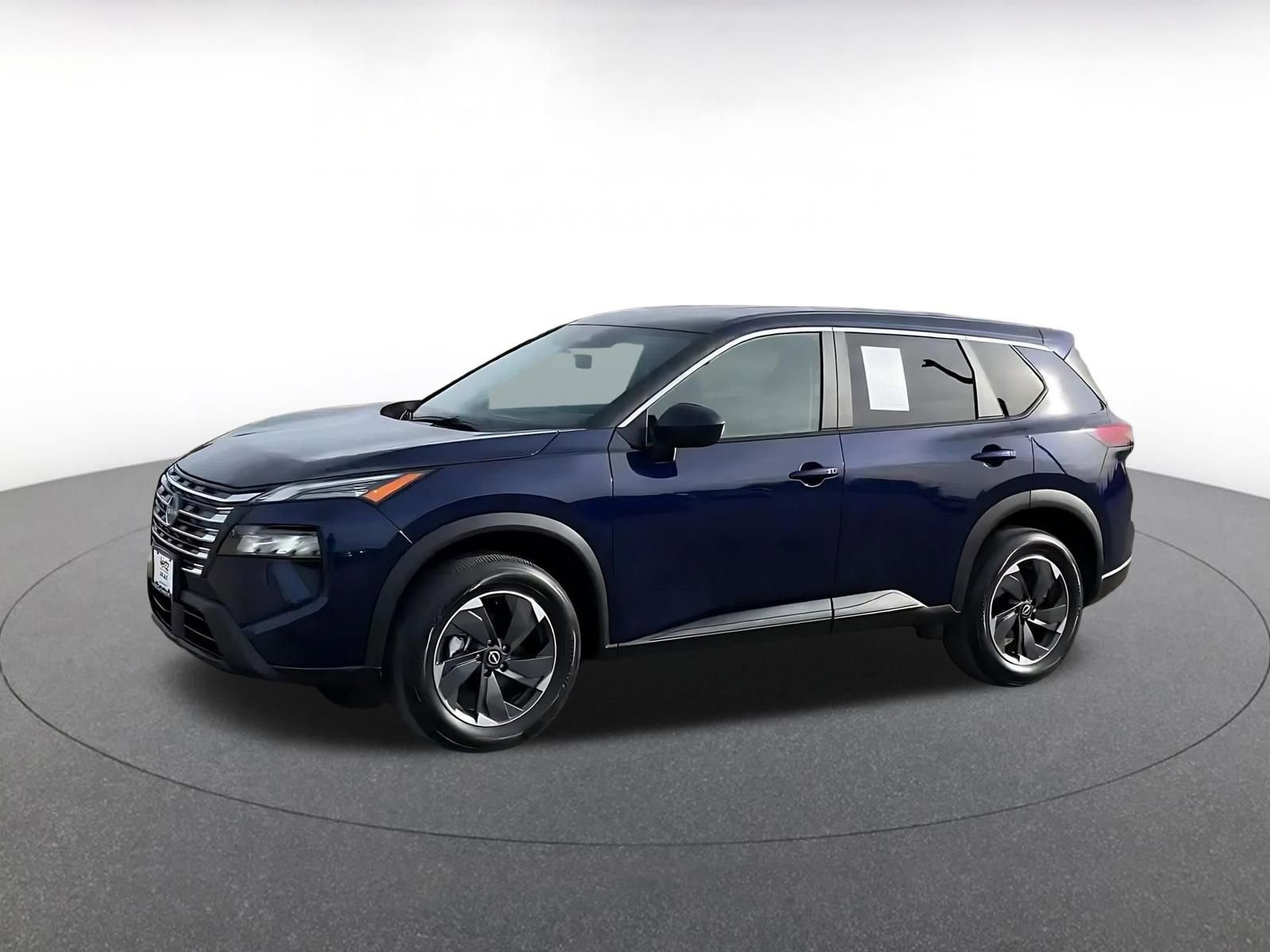 Used 2025 Nissan Rogue SV image 8