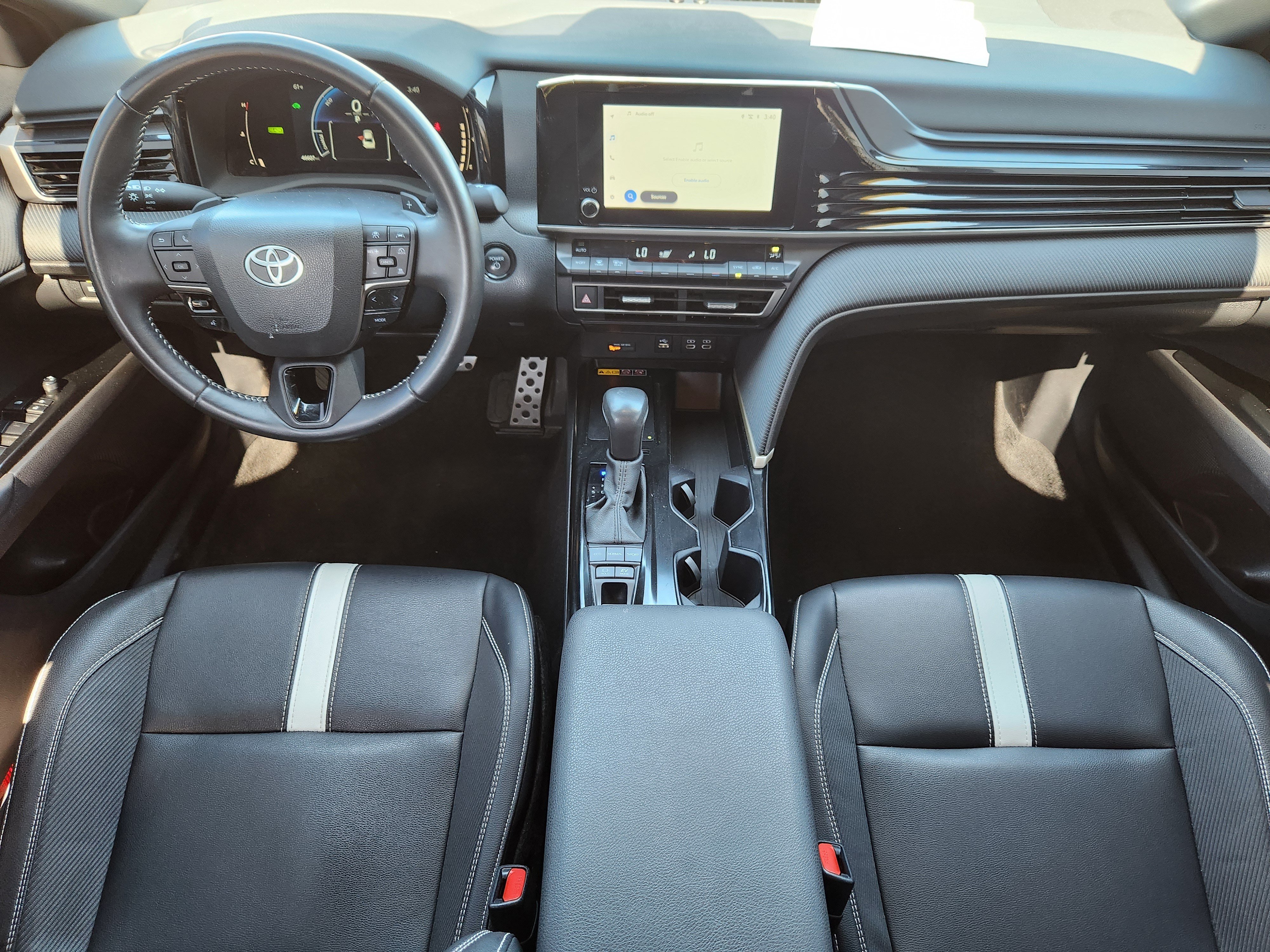 Used 2025 Toyota Camry SE FWD image 20