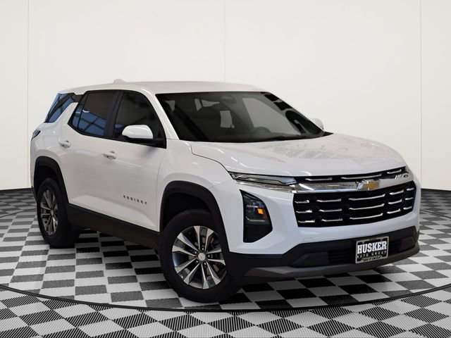Used 2025 Chevrolet Equinox LT AWD/4WD image 1