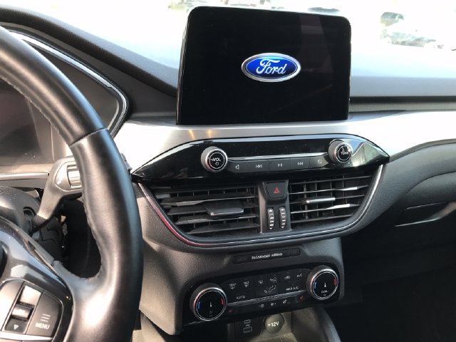 Used 2022 Ford Escape Titanium AWD/4WD image 32