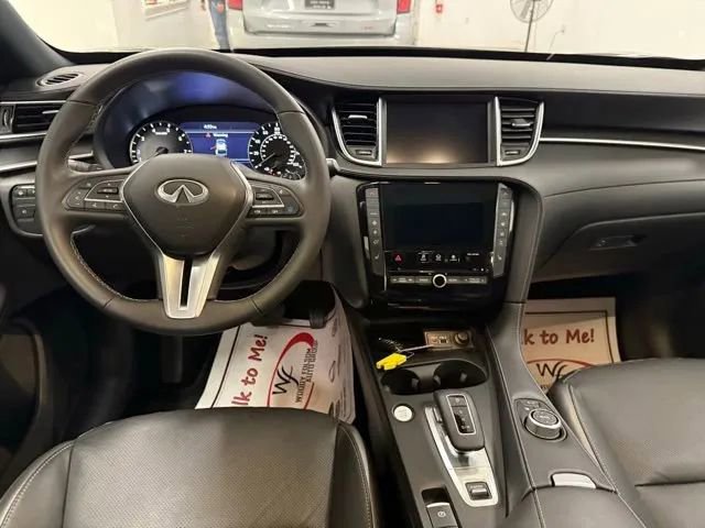 Used 2025 INFINITI QX55 Luxe image 17