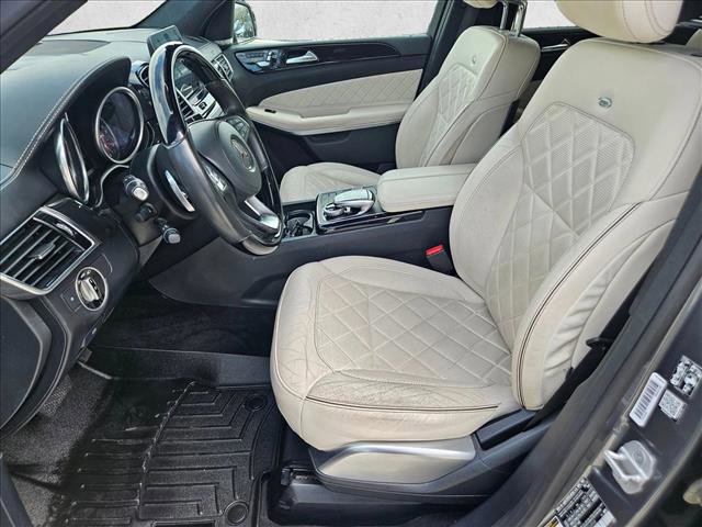 Used 2018 Mercedes-Benz GLS 550 4MATIC image 16