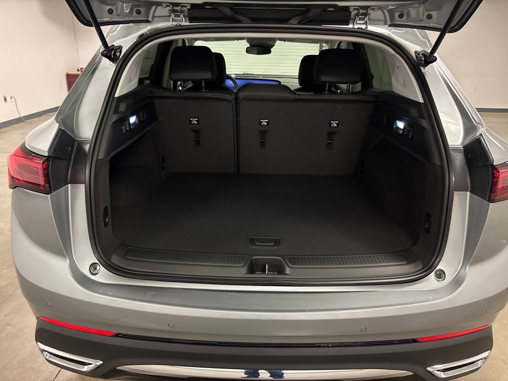 New 2026 Buick Envision Preferred AWD/4WD image 17