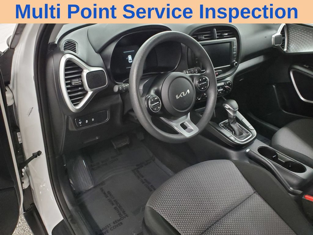 Used 2024 Kia Soul LX w/ Option Group 015 FWD image 12