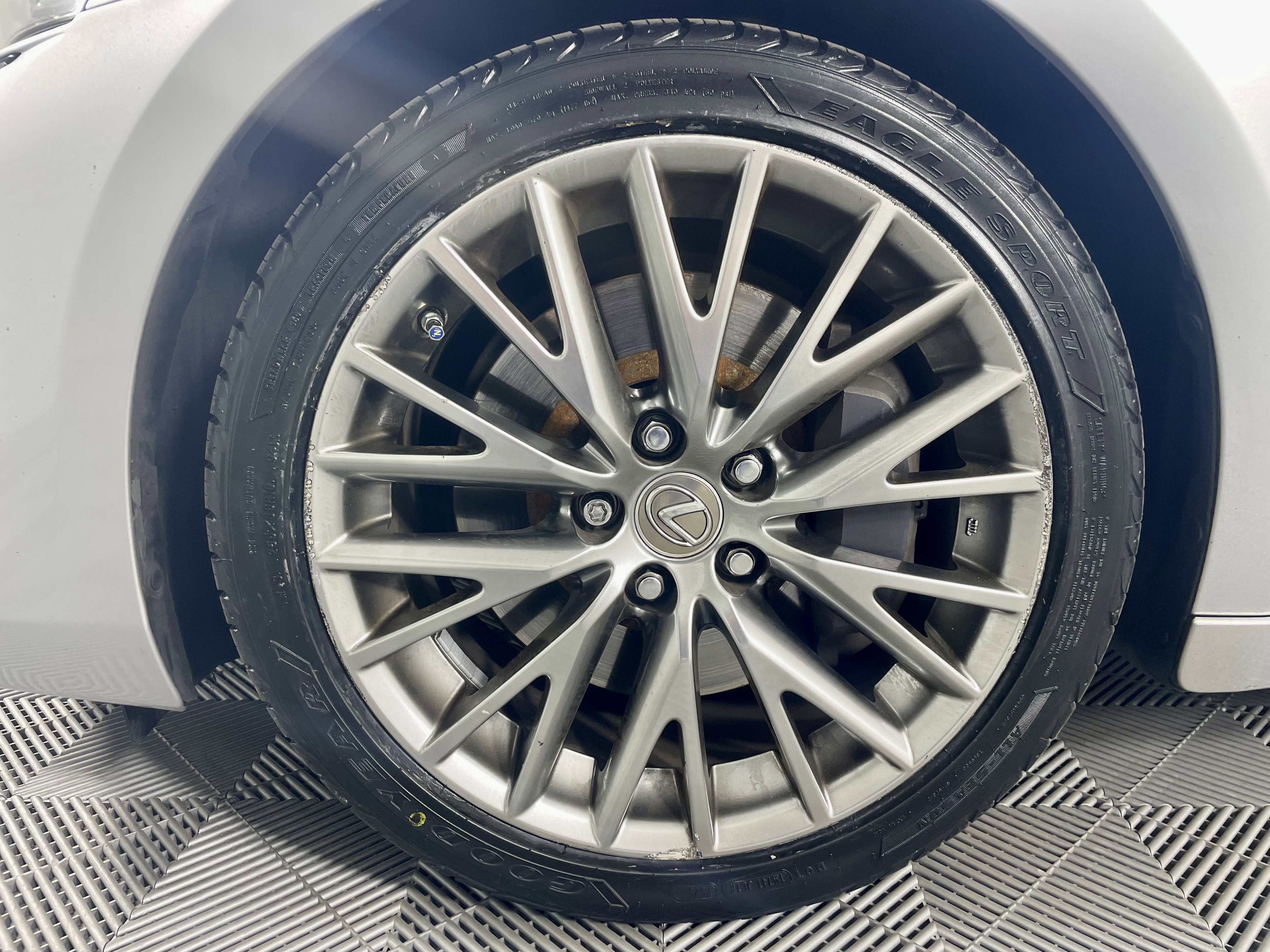 Used 2018 Lexus IS 300 w/ Accessory Package 2 image 10