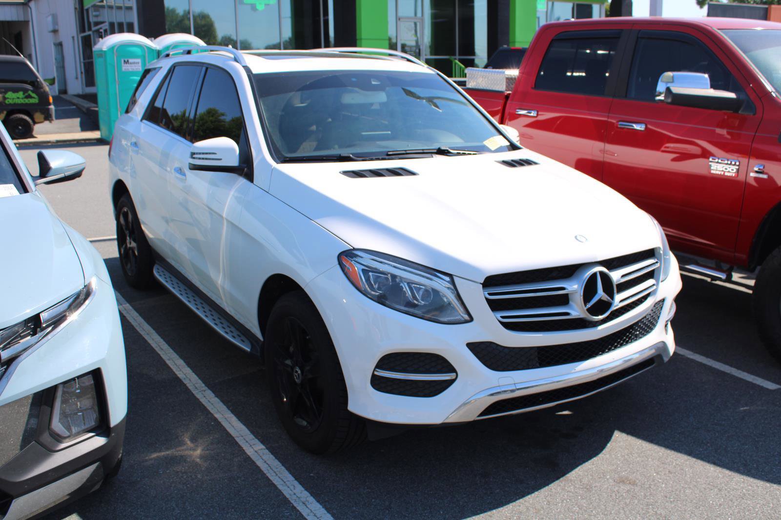 Used 2017 Mercedes-Benz GLE 350 4MATIC image 3