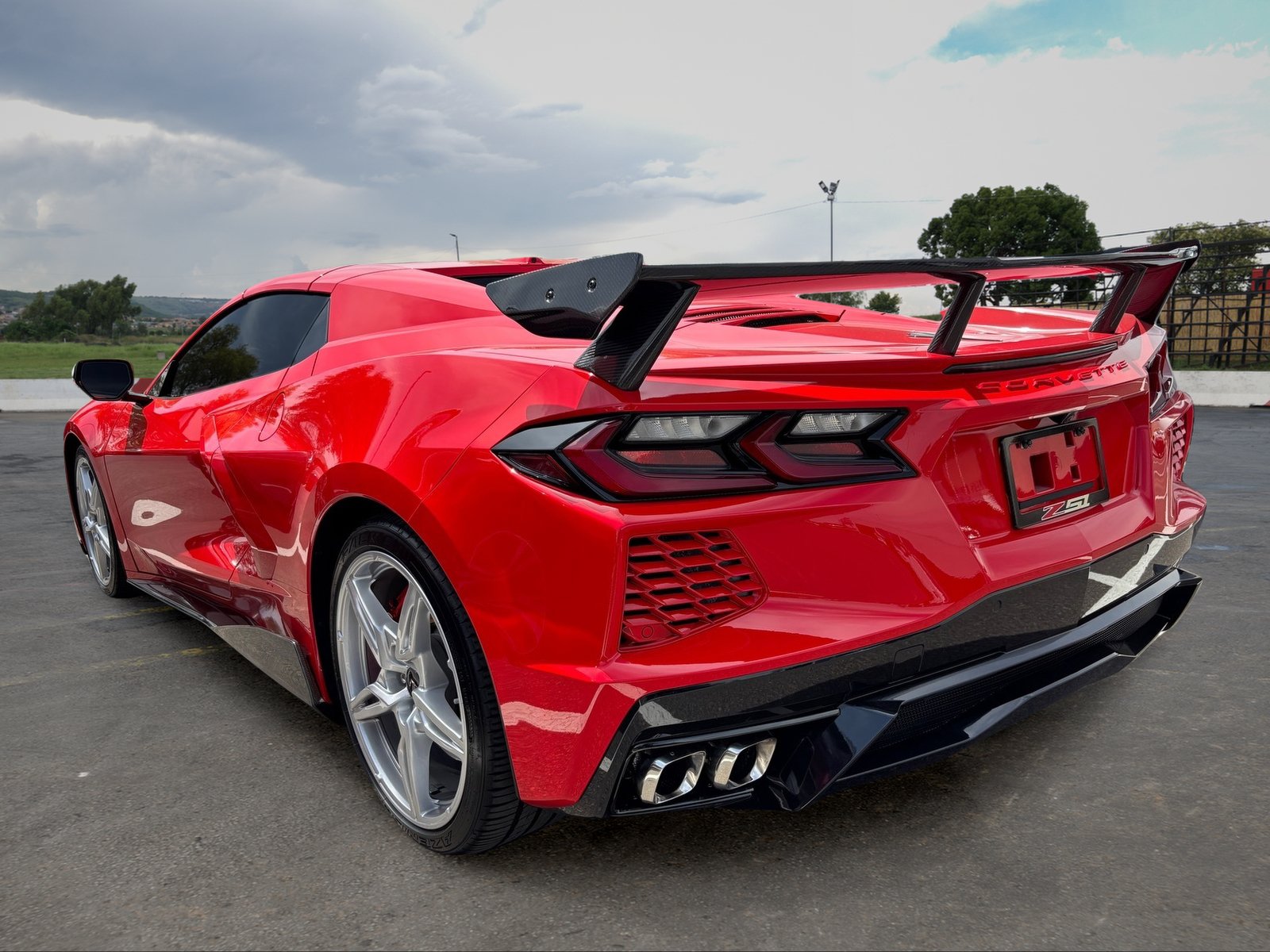 Used 2021 Chevrolet Corvette Stingray Premium Conv w/ Z51 Performance Package RWD image 4