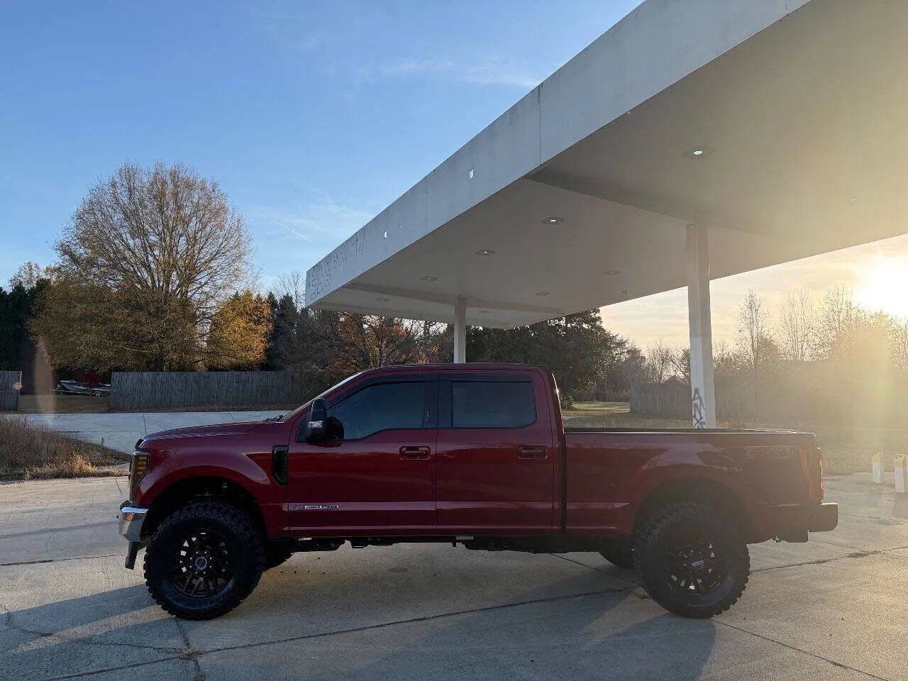 Used 2019 Ford F250 Lariat image 4