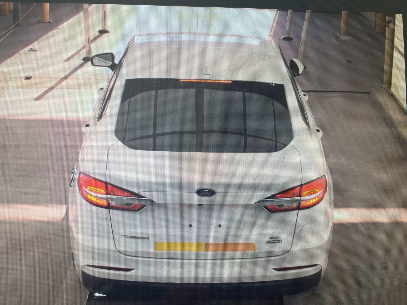 Used 2020 Ford Fusion SE FWD image 16