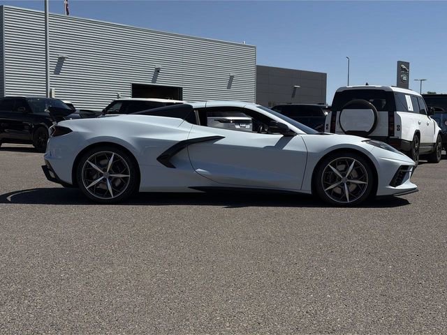 Used 2022 Chevrolet Corvette Stingray Premium Conv w/ Z51 Performance Package image 5