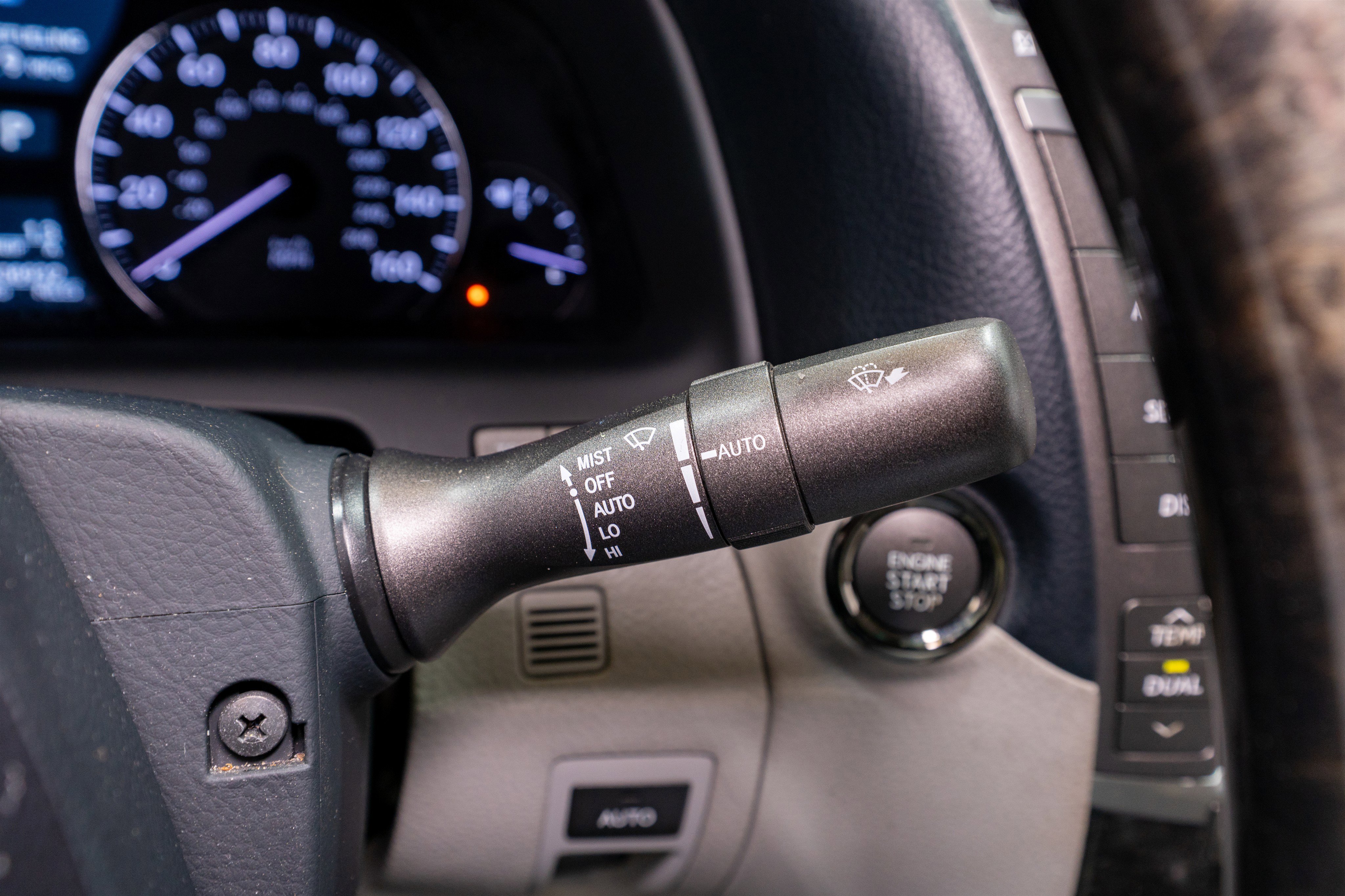 Used 2012 Lexus LS 460 w/ Comfort Pkg image 31